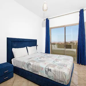 https://lafamilia.marrakeshhotelsmorocco.com